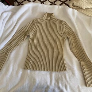 Tahari Fitted Sweater